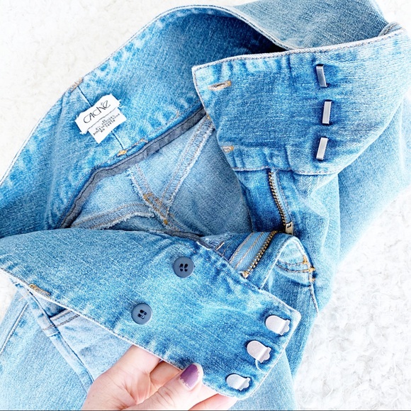 Cache Light Wash Capri Jeans NWOT - Picture 4 of 7